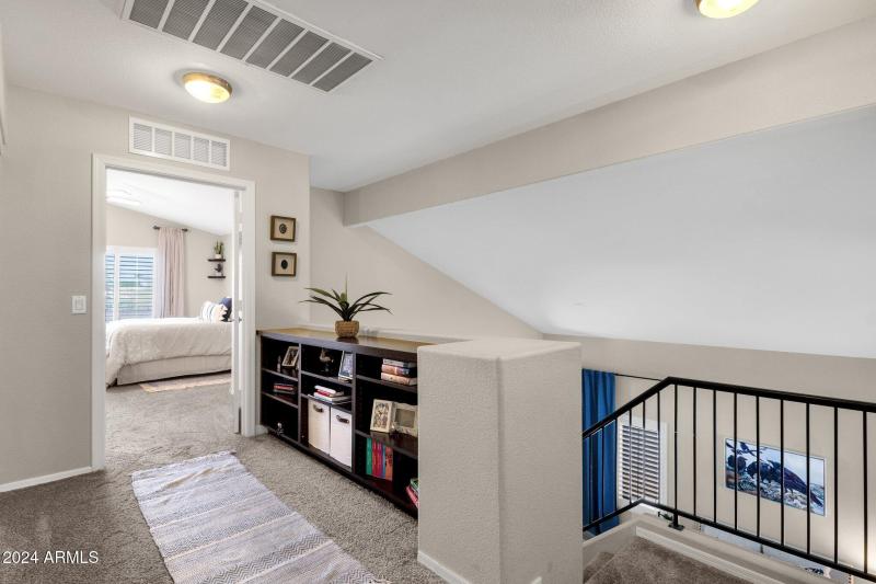 25-web-or-mls-18110-n-skyhawk-dr