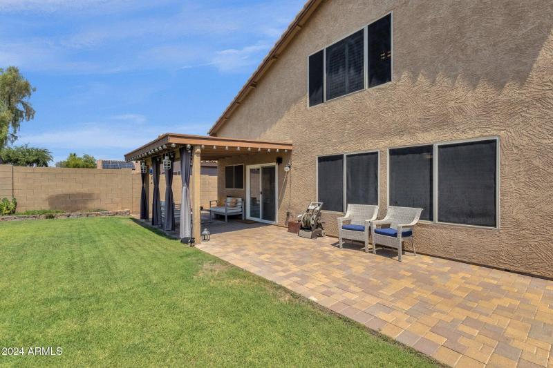 40-web-or-mls-18110-n-skyhawk-dr