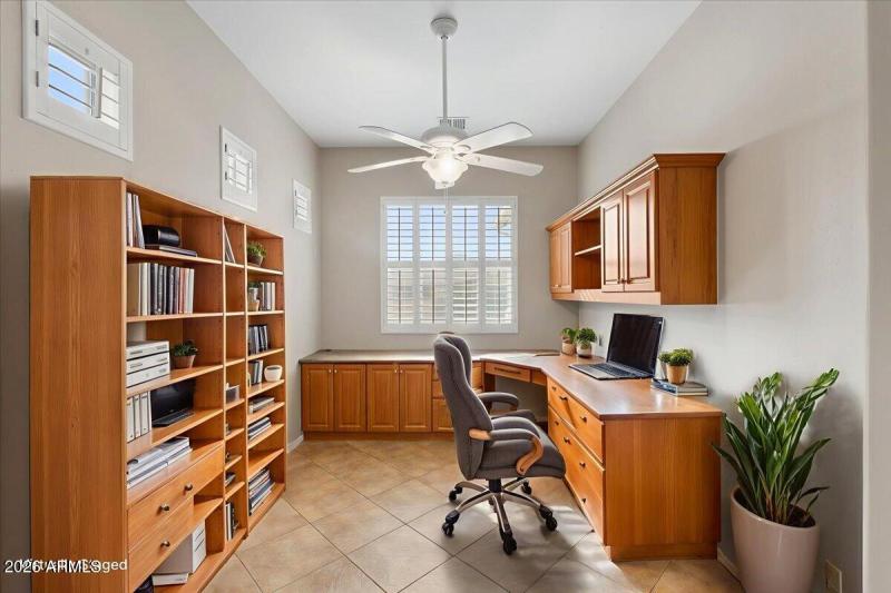 23-Den Virtually Staged