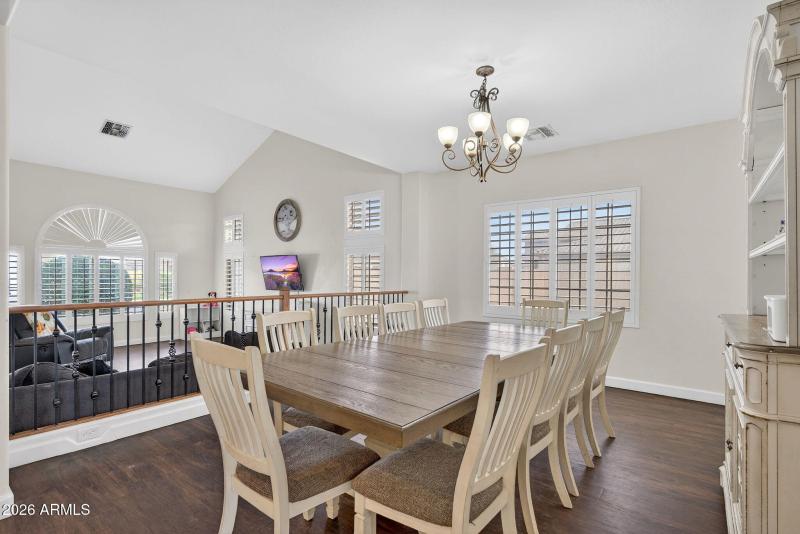 20-web-or-mls-43-E Solina Cir