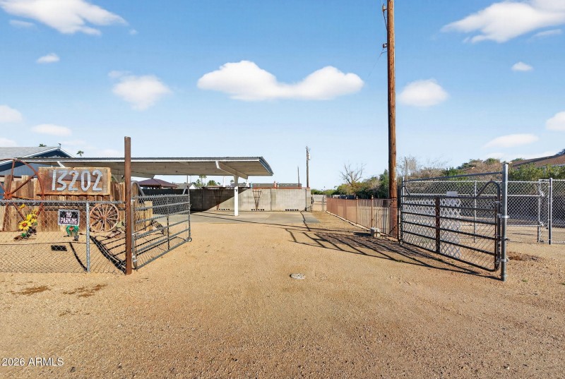 55-web-or-mls-72-W Ocotillo Rd