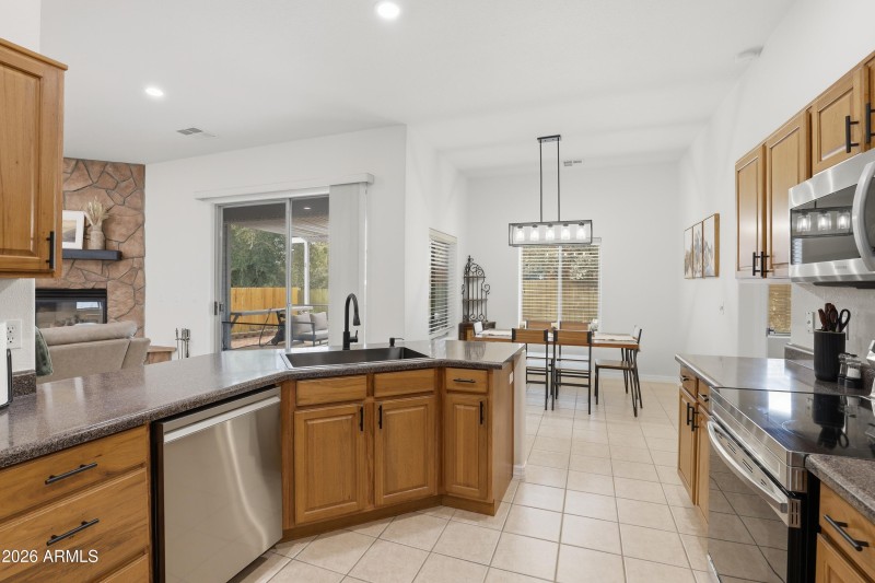 906_Wilderness_Trl_009