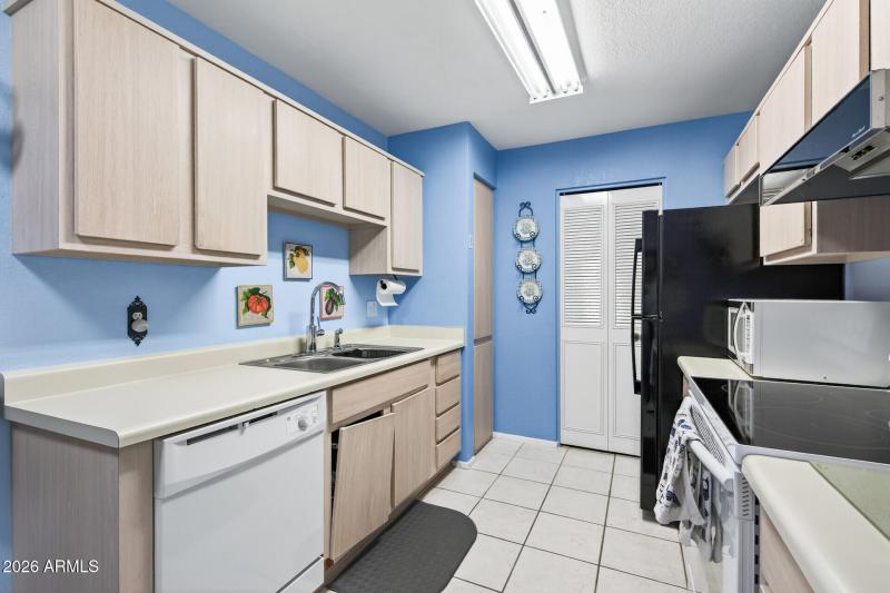 19_14300_W_Bell_Unit_5119_mls