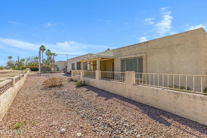 2647 N Olympic Cir-33