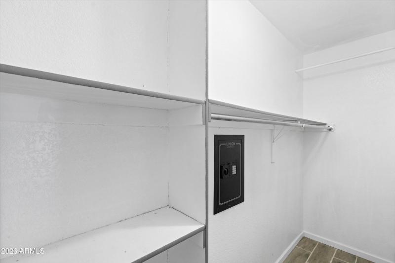 23-Primary Long Closet