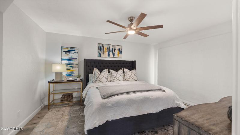 26-web-or-mls-Primary Bedroom2