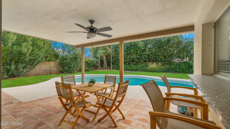 33-web-or-mls-Backyard