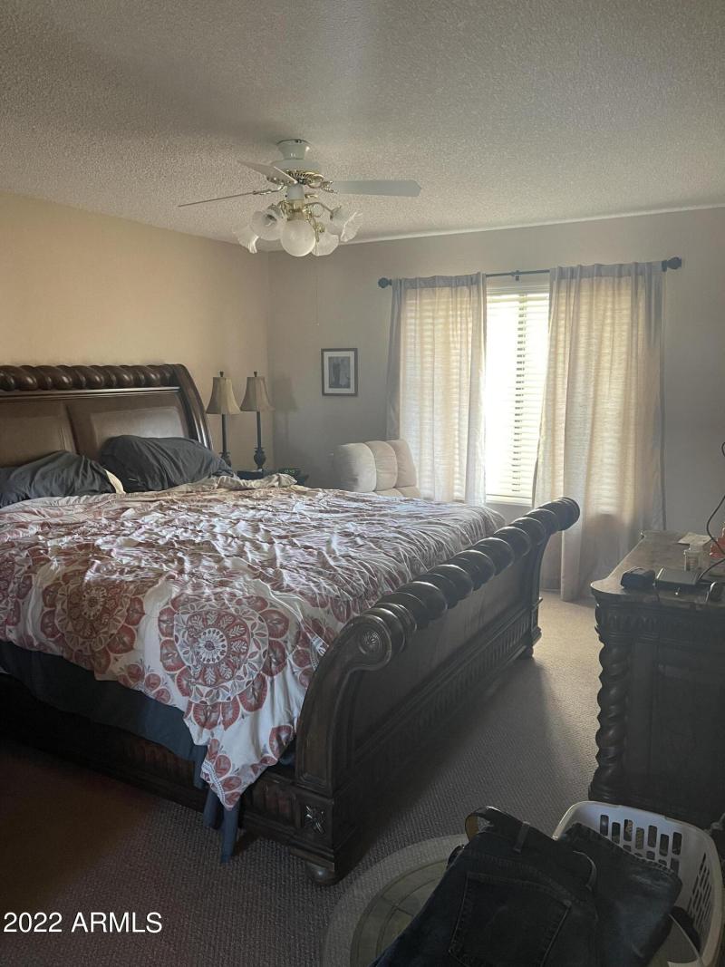 5518 E Lindstrom Ln-Master