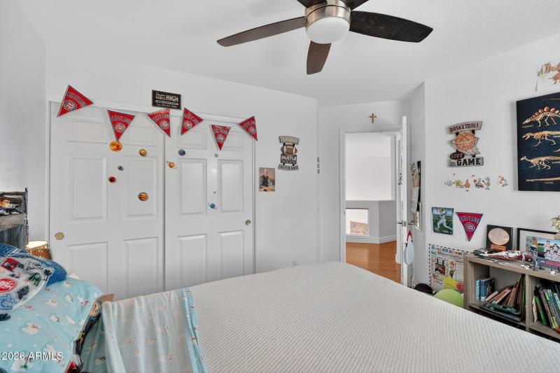 33-web-or-mls-61- E Desert Willow Rd