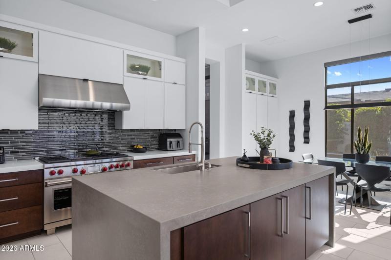 21-web-or-mls-2725 E King Bird Dr-21