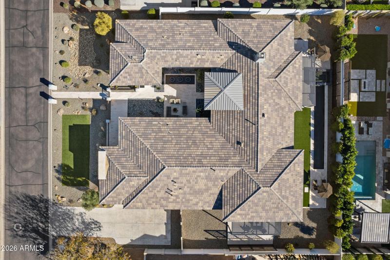 95-web-or-mls-2725 E King Bird Dr-95