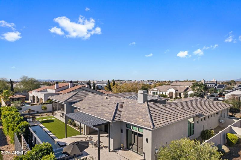 99-web-or-mls-2725 E King Bird Dr-99