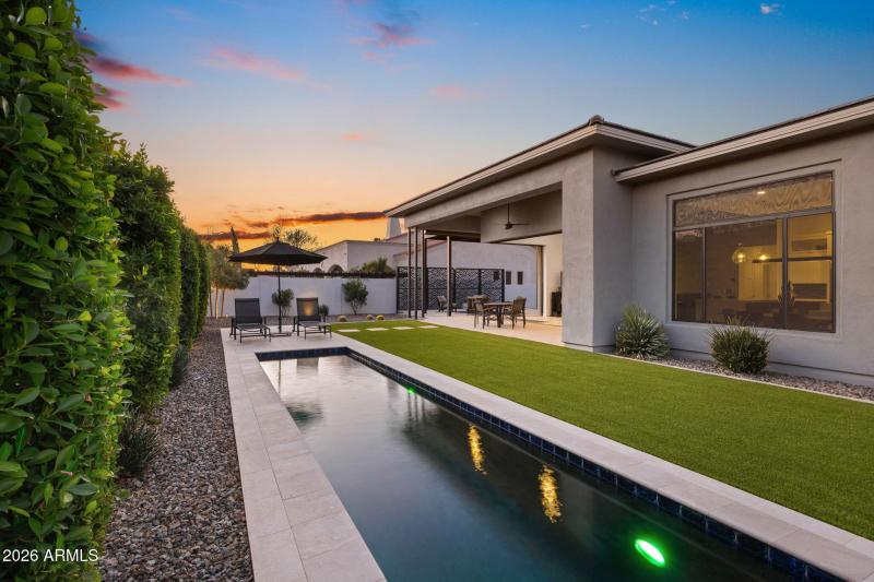 116-web-or-mls-2725 E King Bird Dr-116