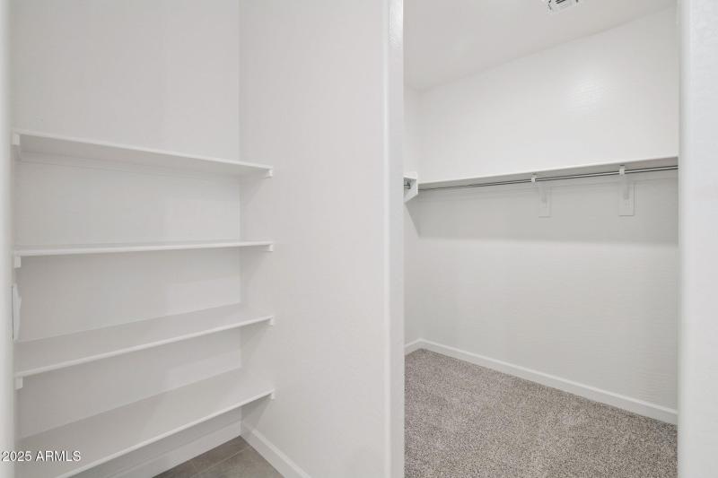 31-web-or-mls-1476-s-241st-ave