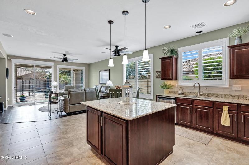 11121 E Quintana Ave-8