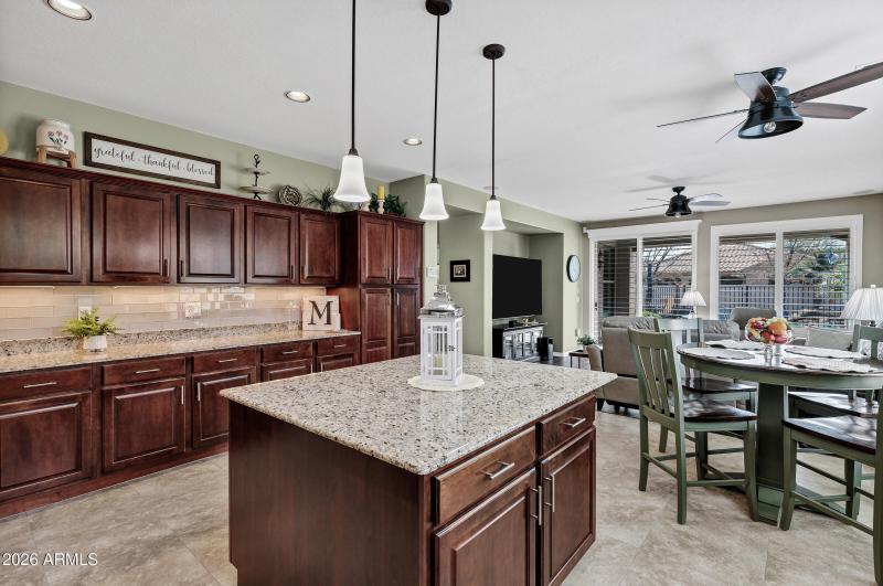 11121 E Quintana Ave-10