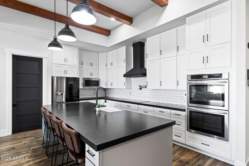 012__11186 W Dove Roost Rd