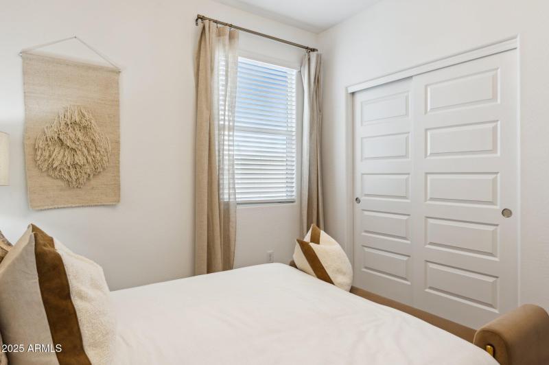 20-web-or-mls-24046-w-yavapai-st-lot-300