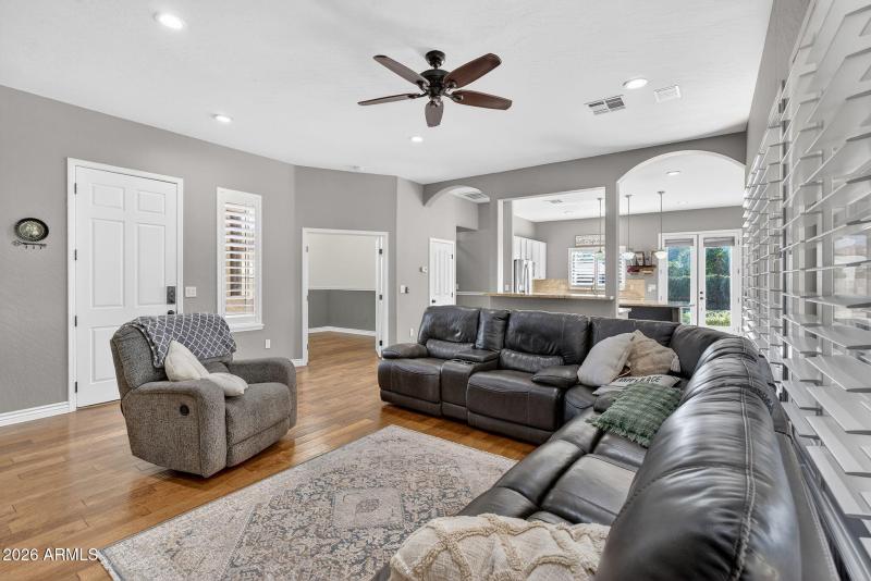 8-web-or-mls-45- E Orchid Ct