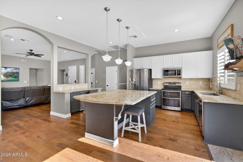 12-web-or-mls-53- E Orchid Ct