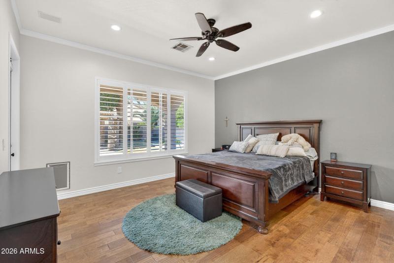 22-web-or-mls-34- E Orchid Ct