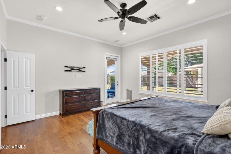 24-web-or-mls-37- E Orchid Ct