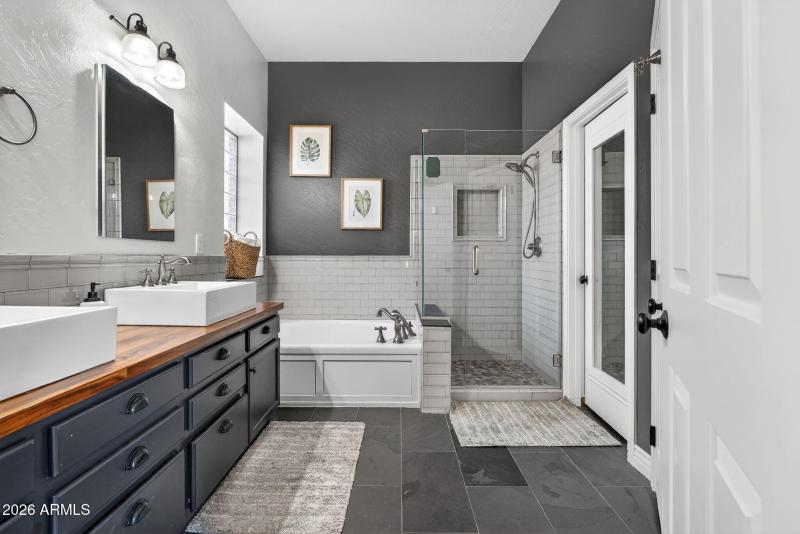 26-web-or-mls-39- E Orchid Ct