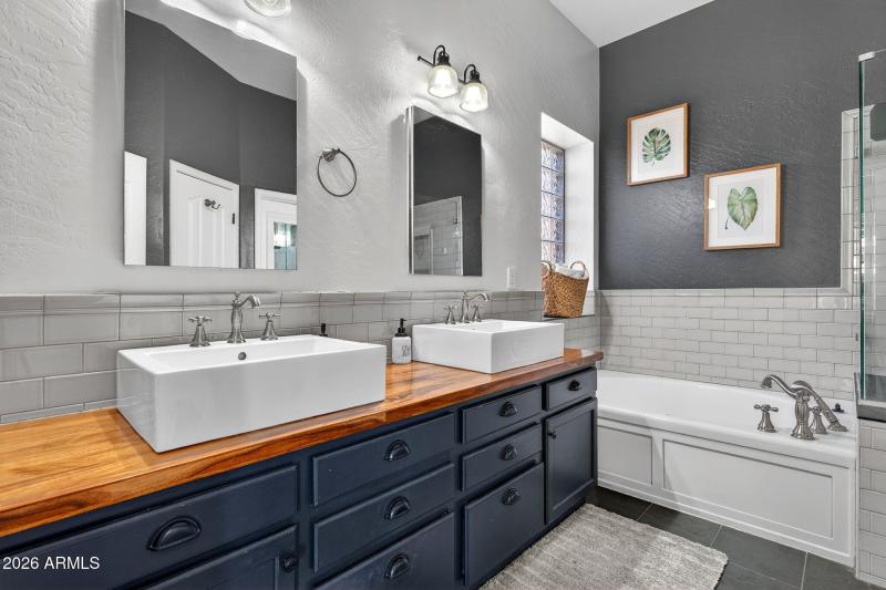 27-web-or-mls-38- E Orchid Ct