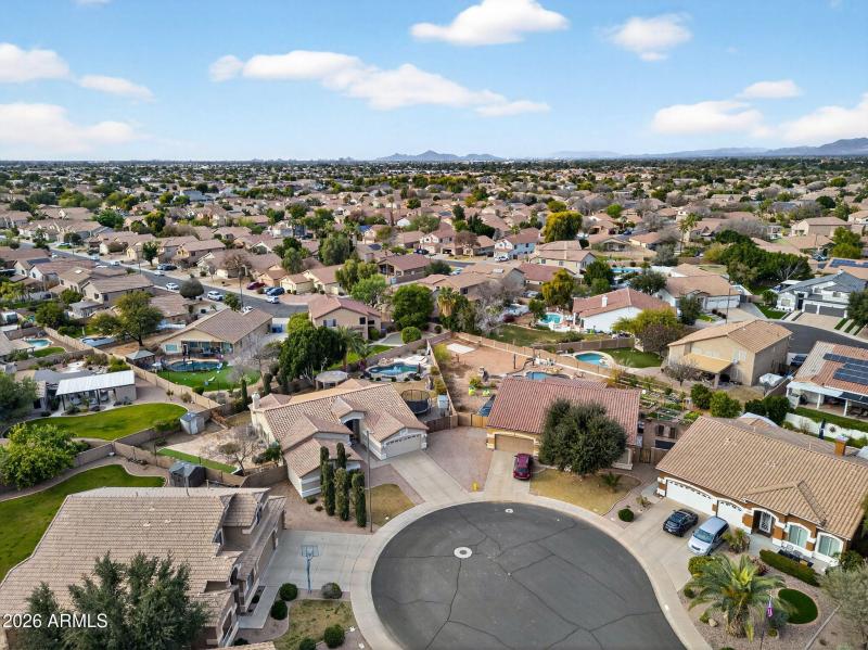 70-web-or-mls-25- E Orchid Ct