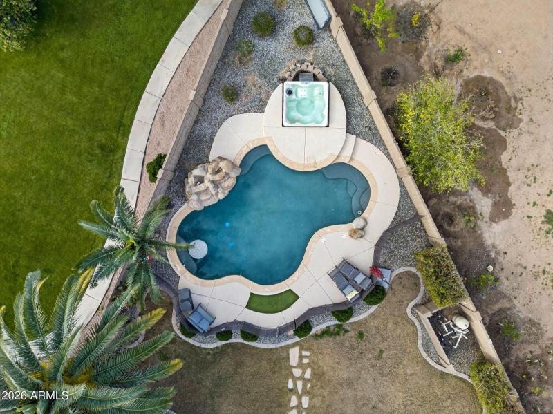 76-web-or-mls-22- E Orchid Ct