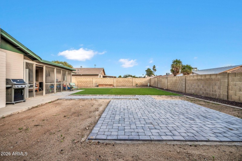 3041 W Acoma Dr-30