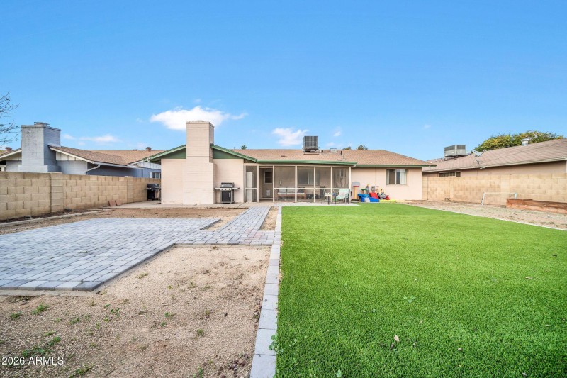 3041 W Acoma Dr-32