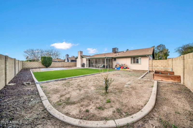 3041 W Acoma Dr-33