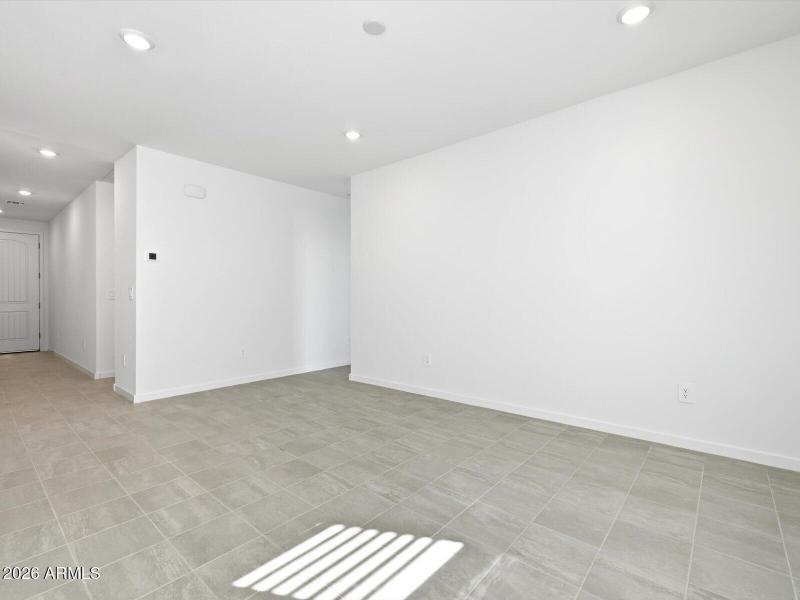 13-ceef706e-cb30-4ef5-a8d9-4ce09a7f43bb