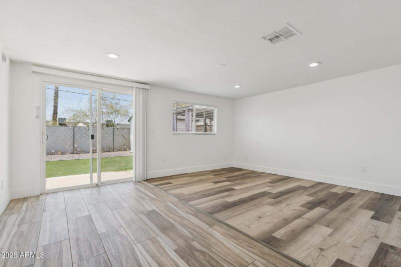 20250903010416577803000000-o