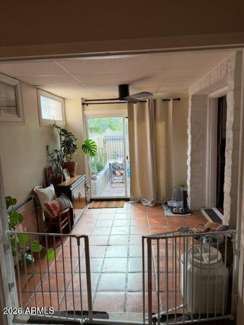 Enclosed Patio/HOA approved