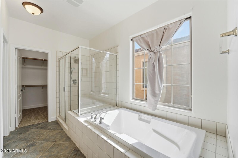 15391 W Dreyfus St-38