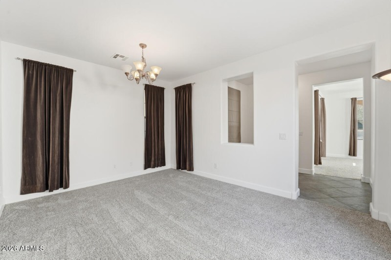 15391 W Dreyfus St-16