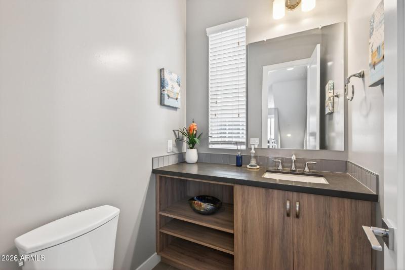 16_1717_E_Morten_Ave_Unit_3816_mls