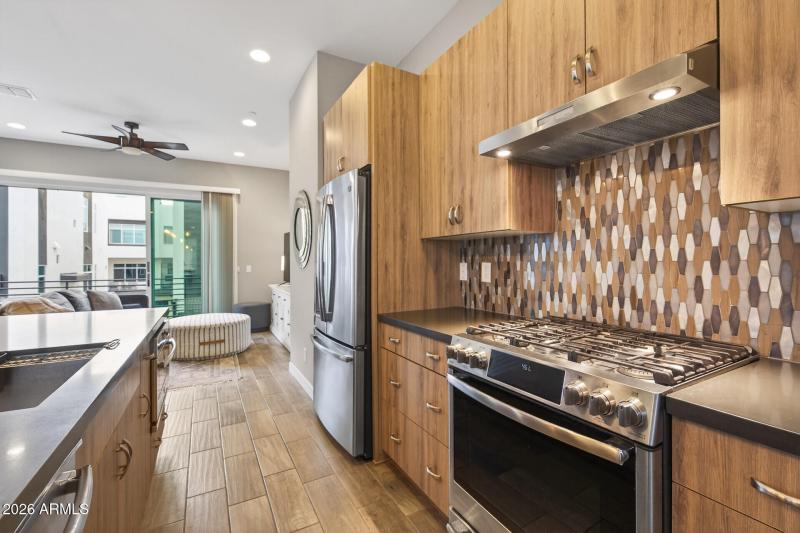 24_1717_E_Morten_Ave_Unit_3824_mls