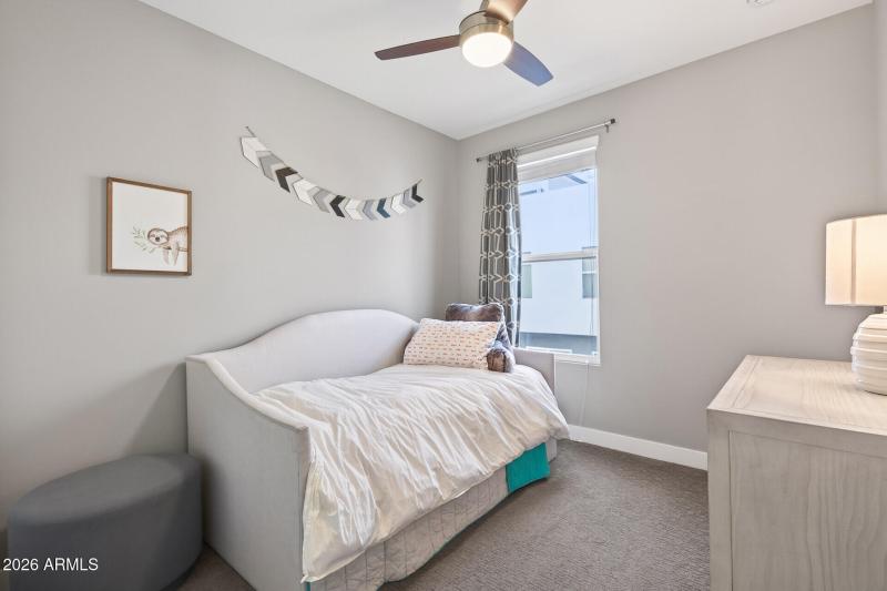 31_1717_E_Morten_Ave_Unit_3831_mls