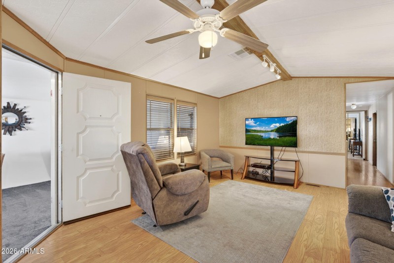 6-web-or-mls-DSC00381