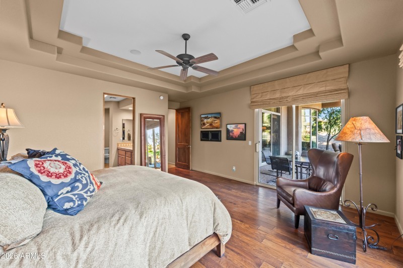 Access to back patio from primary suite