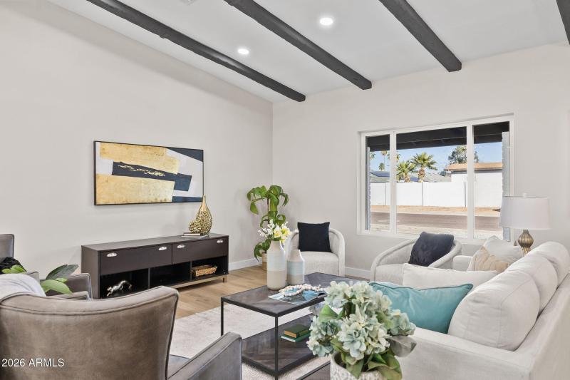 3901 W Angela Dr Glendale - 224