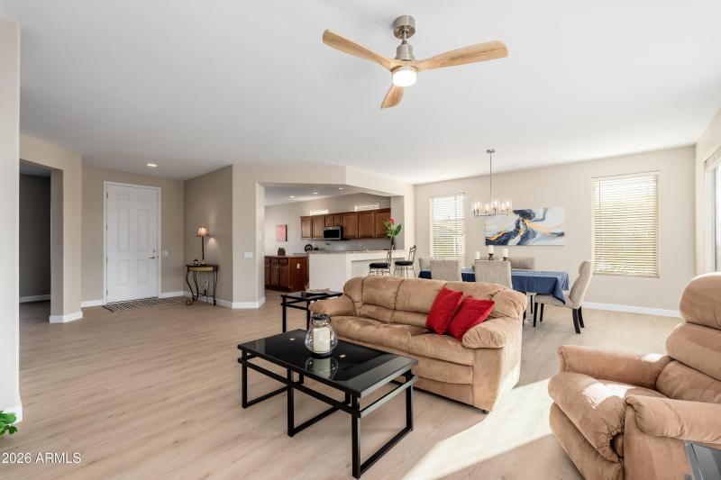 16603 W Stonecreek Ct - 05