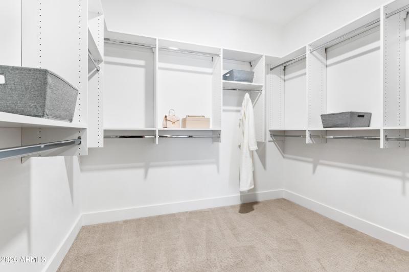 TheLuxeValentino5mb--4