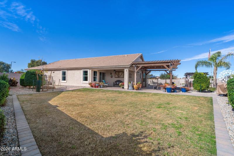 011__30675 N Opal Dr