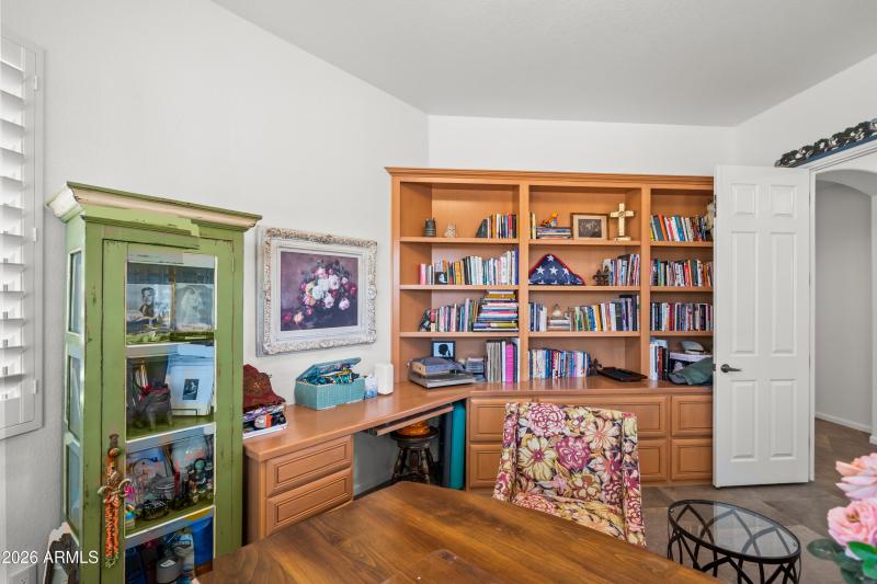 Room for Murphy bed or sofa bed