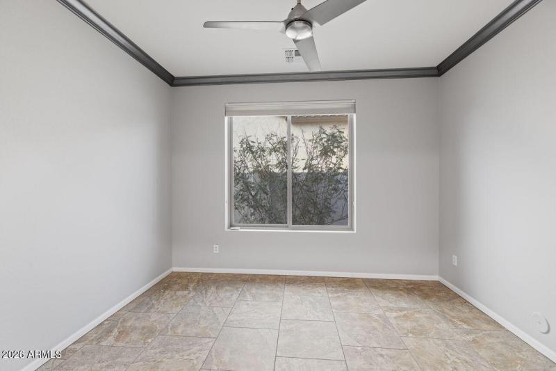 16375 W Whitton Ave Den