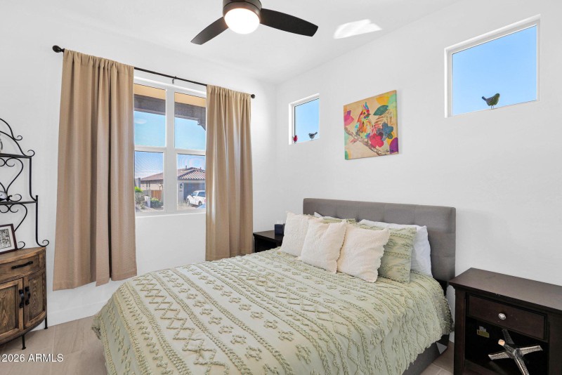 18-web-or-mls-P1459491